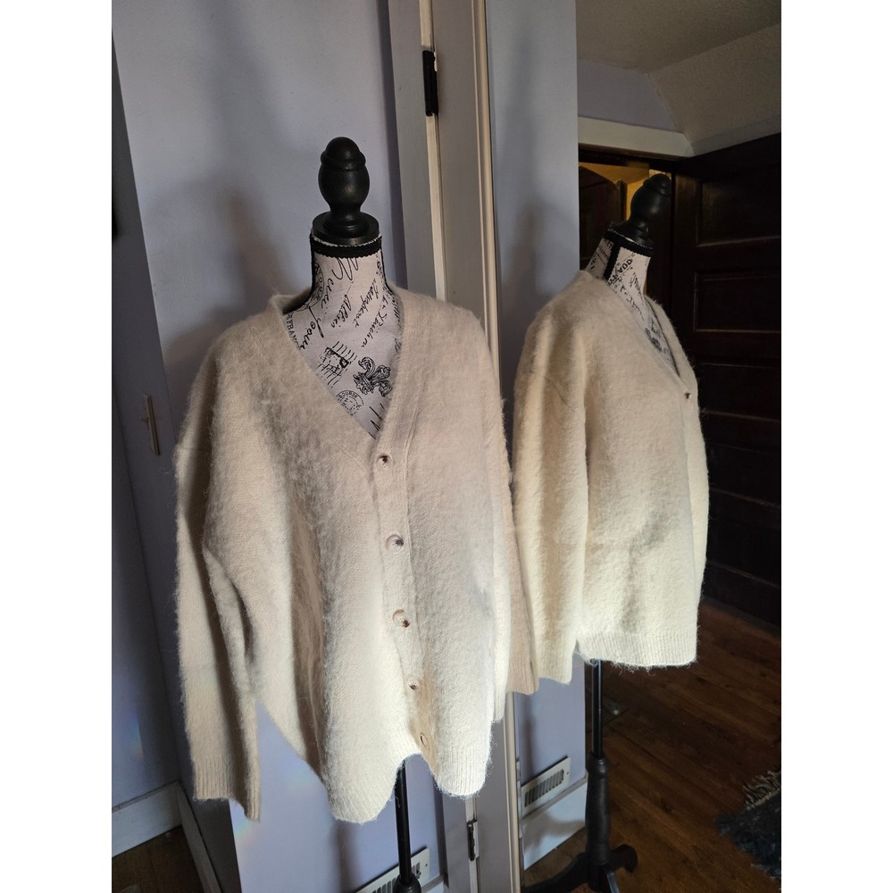 Brandon Thorne Cream Fuzzy‎ Knit Cardigan Sweater Oversized Ivory V-Large NWT